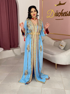 vetements-femme-caftan-royal-bordj-el-bahri-alger-algerie