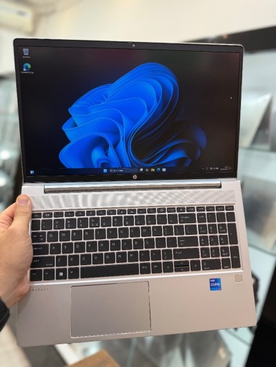 HP ProBook 450 G10 - i7 1355U - 16Go - 512Go - Intel UHD Graphics