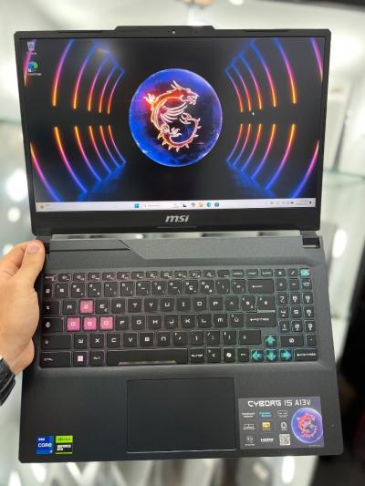 MSI Cyborg 15 FHD 144Hz - i7 13620H - 32Go - 1To - RTX 4060
