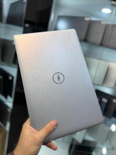 Dell Precision 3580 - i7 1370P - 32Go - 512Go - Nvidia Quadro RTX 500 4Go