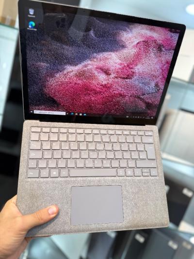 Microsoft Laptop 2 13.5" Tactile - i5 8350u - 8Go - 256Go - Intel UHD Graphics