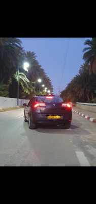 moyenne-berline-renault-laguna-3-2008-sidi-okba-biskra-algerie