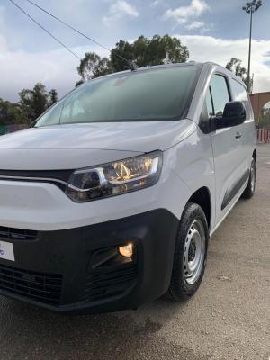 commerciale-fiat-doblo-2023-larbaa-blida-algerie