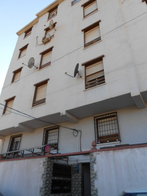 appartement-vente-f3-alger-saoula-algerie