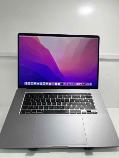  MacBook Pro 16" 2019 | CORE i9 16GB RAM | AMD RADEON PRO 5300M 4GB | 512GG SSD | 