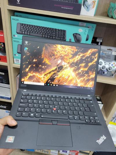LENOVO THINKPAD T495s Ryzen 5 3500u| Ram 16gb| SSD 256 nvme Gpu: Vega 8| Ecran 14" FHD Tactile