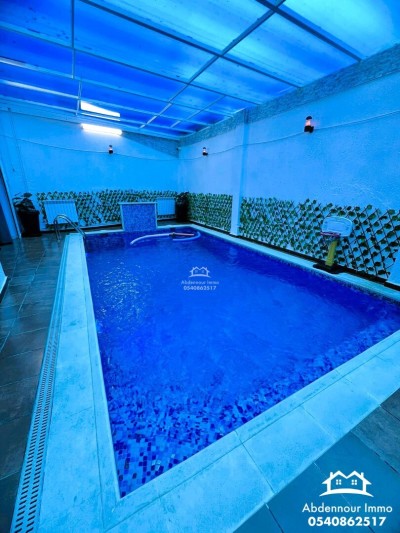 كراء فيلا وهران عين الترك