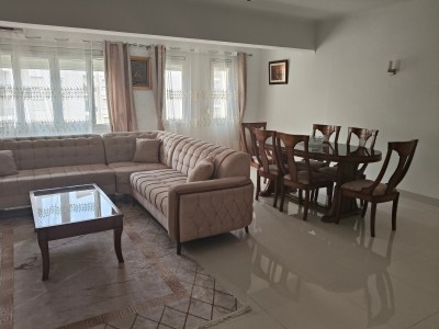 كراء شقة 5 غرف الجزائر شراقة