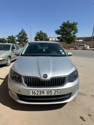 voitures-seat-fabia-2015-constantine-algerie