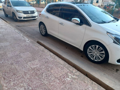 voitures-peugeot-208-2019-hdi-oran-algerie