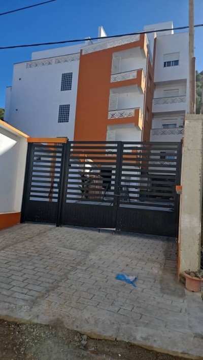 Sell Apartment F4 Tipaza Cherchell