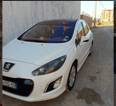 average-sedan-peugeot-308-2012-barika-batna-algeria