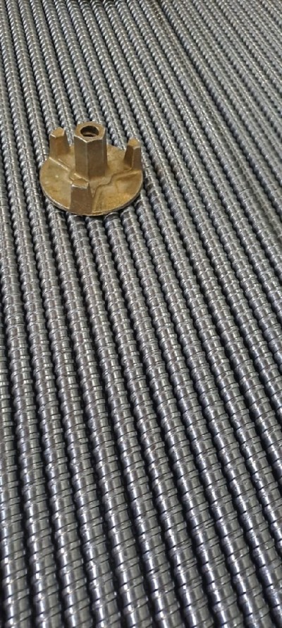 Tige de coffrage 3m brute (Tige de serrage pour coffrage)..