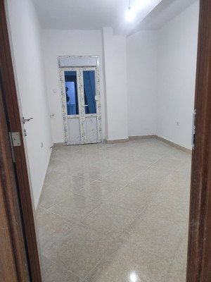 appartement-vente-f3-blida-soumaa-algerie