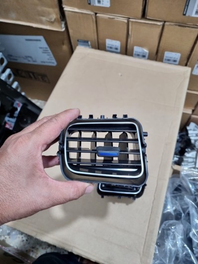 Grille de ventilation d'origine Renault symbol