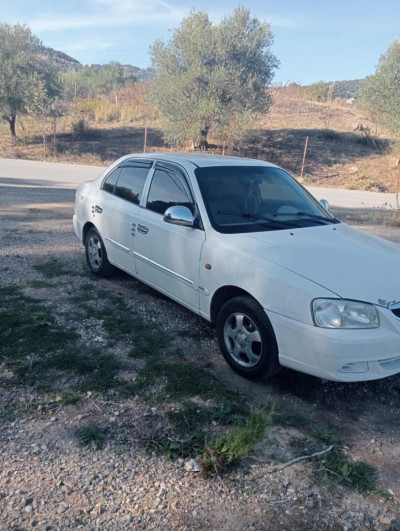 voitures-hyundai-accent-2014-gls-tizi-ouzou-algerie