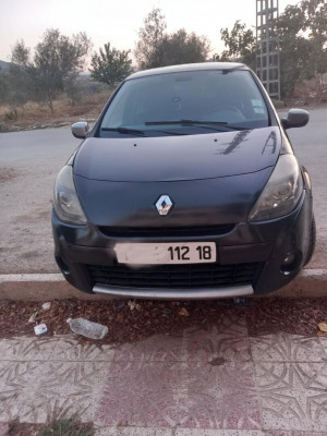 voitures-renault-clio-3-2012-taher-jijel-algerie