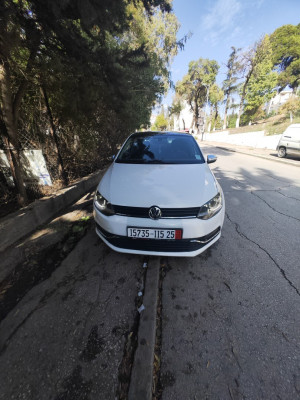 voitures-volkswagen-polo-2015-constantine-algerie