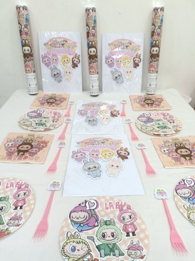 Décoration anniversaire LABUBU 