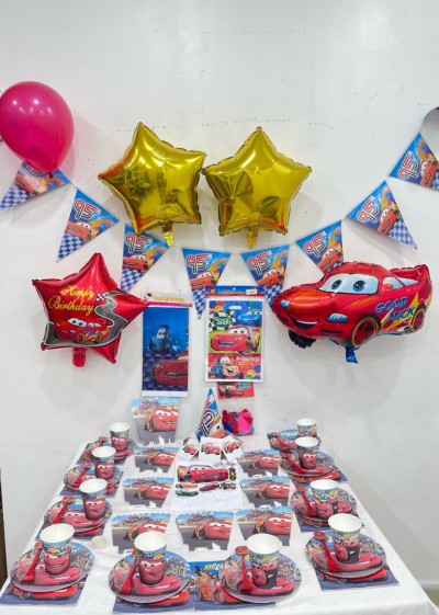 Coffret anniversaire theme Flash Mqueen alger ديكورات اعياد الميلاد للأطفال