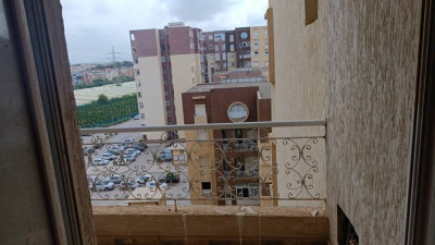 بيع شقة 4 غرف الجزائر الرويبة