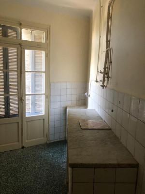 Sell Apartment F2 Alger Hussein dey