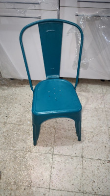 كرسي-و-أريكة-chaise-tolix-بئر-مراد-رايس-الجزائر