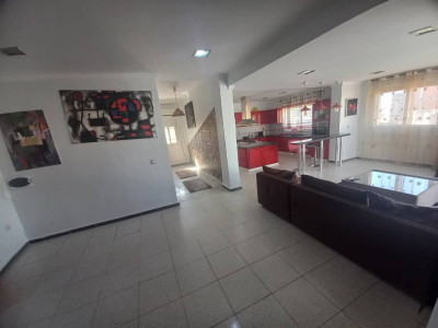 niveau-de-villa-location-f4-oran-bir-el-djir-algerie