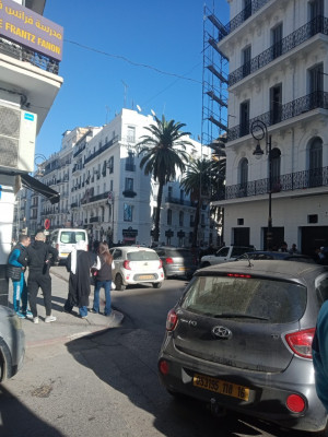 appartement-vente-f4-alger-centre-algerie