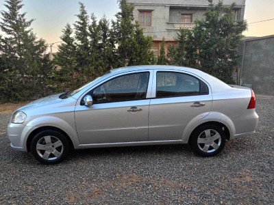 voitures-chevrolet-aveo-4-portes-2014-ksour-bordj-bou-arreridj-algerie