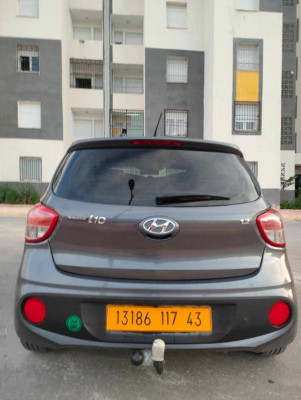 سيارة-صغيرة-hyundai-grand-i10-2017-فرجيوة-ميلة-الجزائر