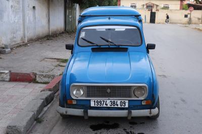 سيارة-صغيرة-renault-4-1984-القليعة-تيبازة-الجزائر