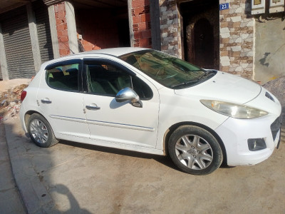 utilitaire-peugeot-207-2012-lakhdaria-bouira-algerie