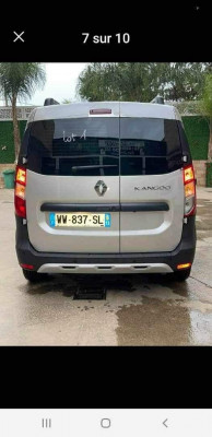 Marche pied RENAULT Kangoo 2013-2020 - Alger Algérie