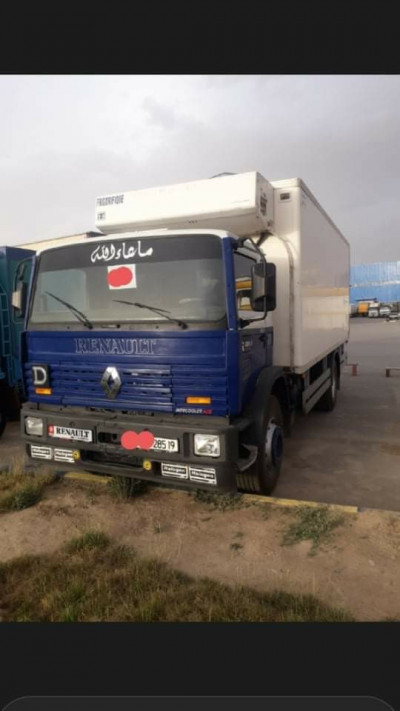 camion-jio-13-renault-j13-ain-el-kebira-setif-algerie