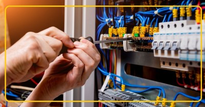 Cherche éléctricien / agent de nettoyage travail journée نبحث عن عامل نظافة كهربائي للعمل بشكل يومي