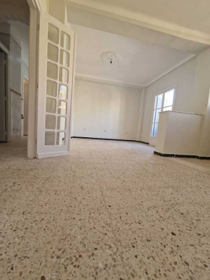 appartement-location-f3-alger-dar-el-beida-algerie