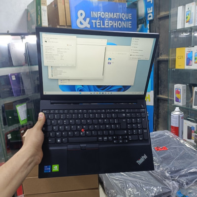 Lenovo ThinkPad E15 G2  Intel Core I5-1135G7 15.6 Inch  Nvidia_GeForce MX450 2GB DDR5