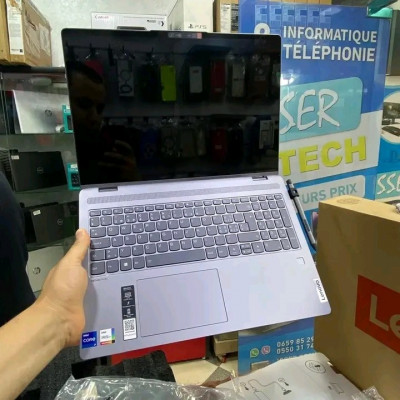 Lenovo IdeaPad Flex 5 16IRU8 16" 2en1 avec Stylet 