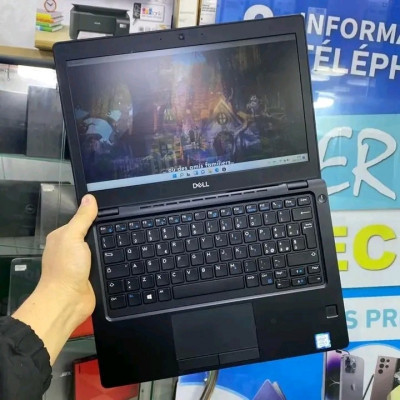 UltraBook Dell Latitude 5290 Intel Core i5-8265U 