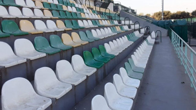 chaises-fauteuils-كرسي-ومقعد-مدرجات-الملاعب-bouzareah-alger-algerie