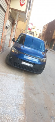 automobiles-fiat-doblo-2023-djelfa-algerie