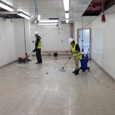 Société de nettoyage fin de chantier, entreprise nettoyage ponçage lustrage marbre carrelage granito