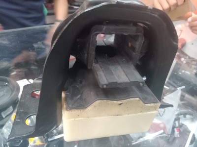 المحرك-و-علبة-السرعة-support-moteur-renault-clio-4-gt-line-100-origine-عين-مليلة-أم-البواقي-الجزائر