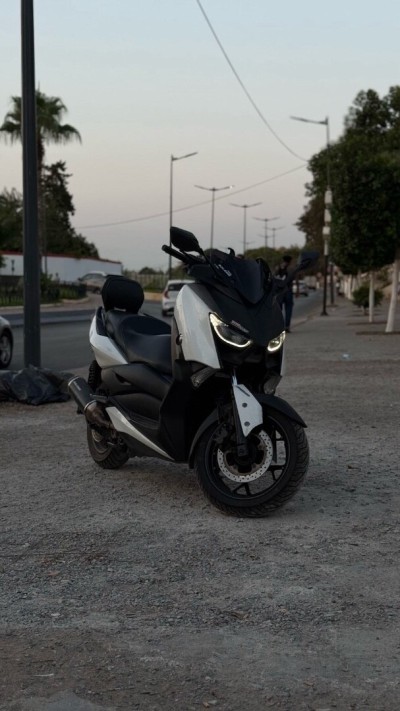 دراجات-نارية-وسكوترات-yamaha-xmax-2018-زرالدة-الجزائر