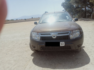 voitures-dacia-duster-2012-ambiance-ghazaouet-tlemcen-algerie