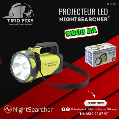 nightsearcher projecteur trio 550