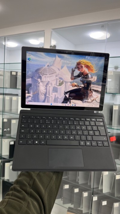 SURFACE PRO 7+ I5-11TH 08RAM 256SSD IRIS XE BATTERIE +4 HEURES
