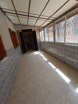 appartement-vente-f4-sidi-bel-abbes-algerie