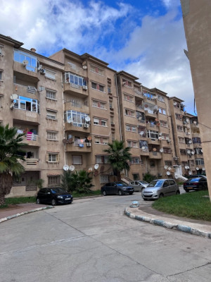 Rent Apartment F3 Alger Bouzareah